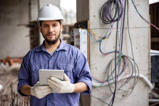 Best Commercial Electrician Services  in Raymond, IL